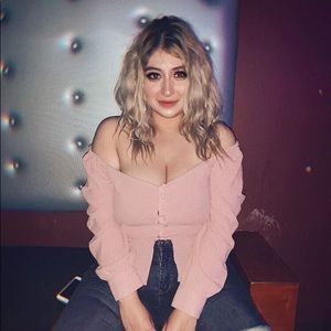 Meet your Posher, Paloma